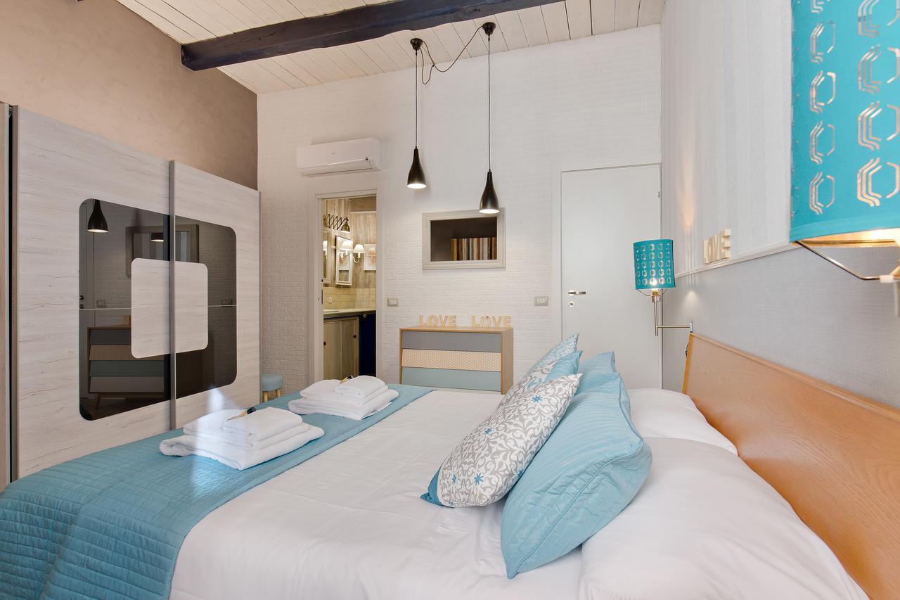 Rome As You Feel - Design Apartment At Colosseum Εξωτερικό φωτογραφία