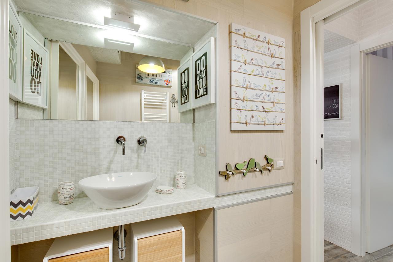 Rome As You Feel - Design Apartment At Colosseum Εξωτερικό φωτογραφία